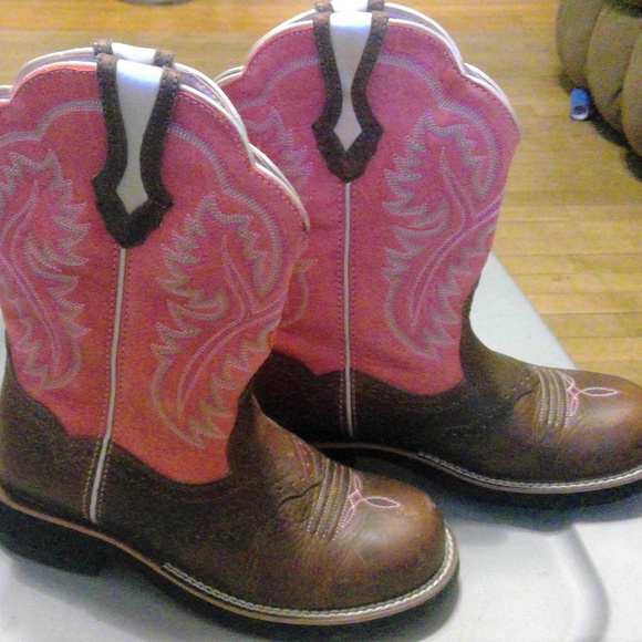 cerise pink shoes and matching bag